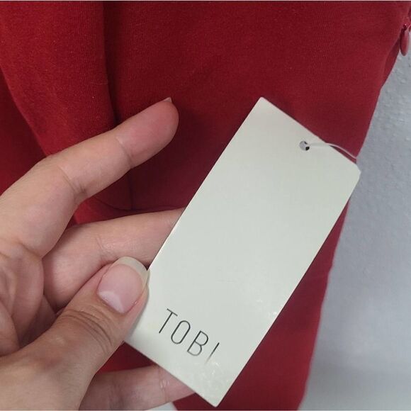 TOBI Red Bodycon V-neck Dress Size Medium - Picture 6 of 7